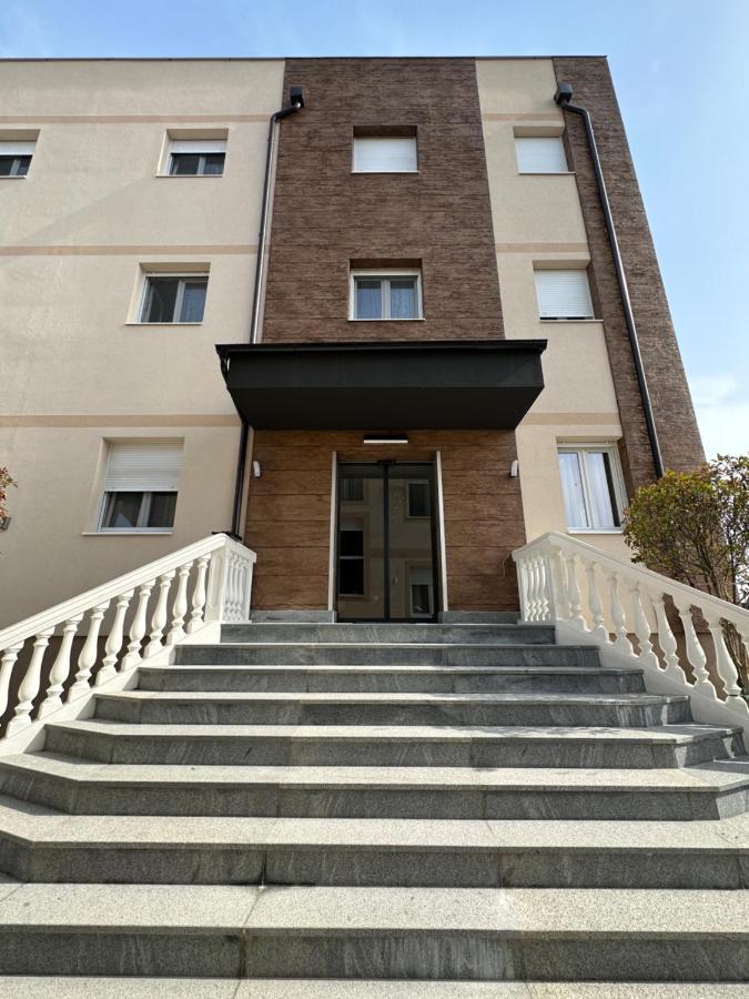 Kame Hotel Belgrade,贝尔格莱德凯美酒店 Ledine Exterior foto