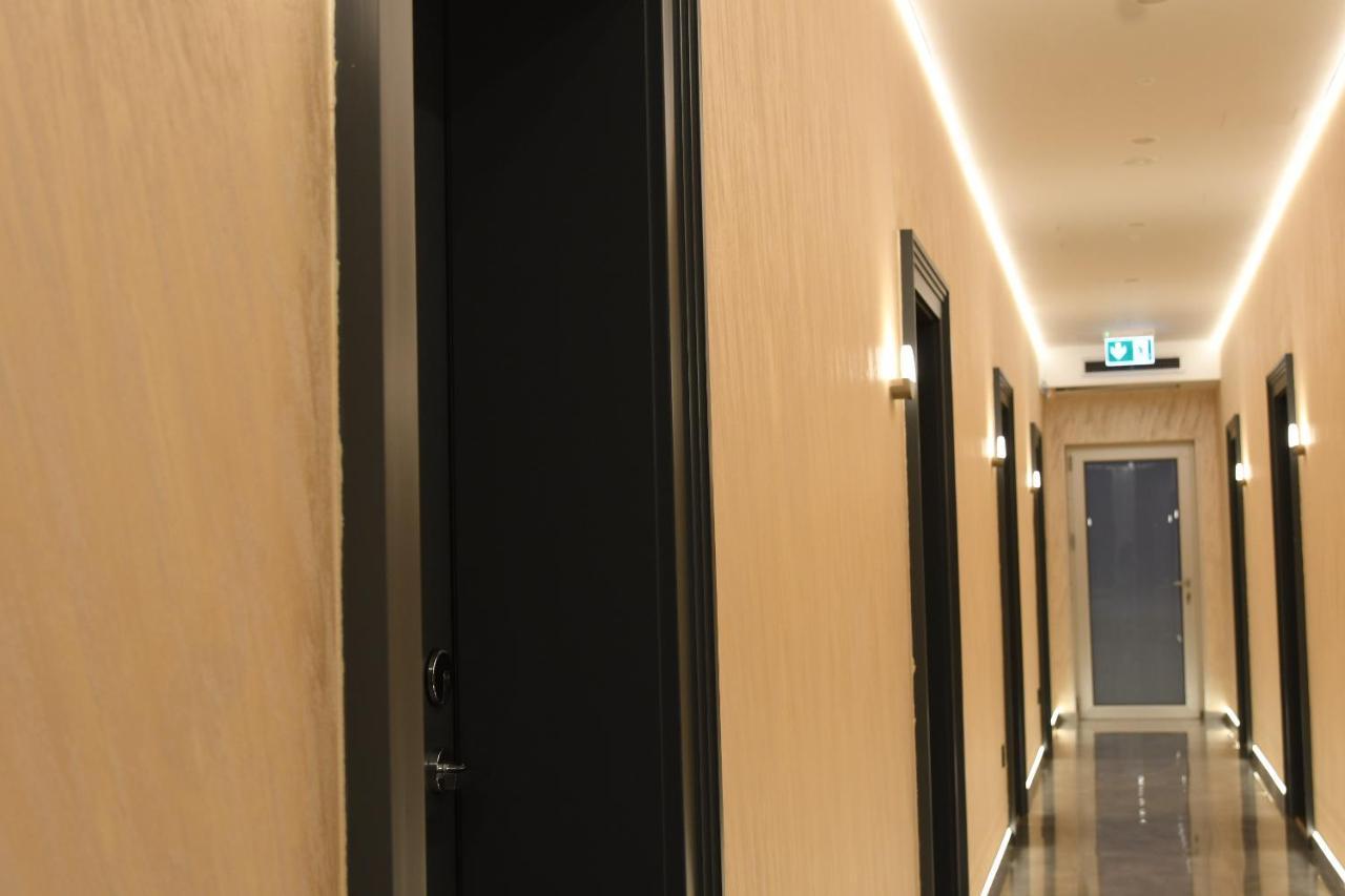 Kame Hotel Belgrade,贝尔格莱德凯美酒店 Ledine Exterior foto